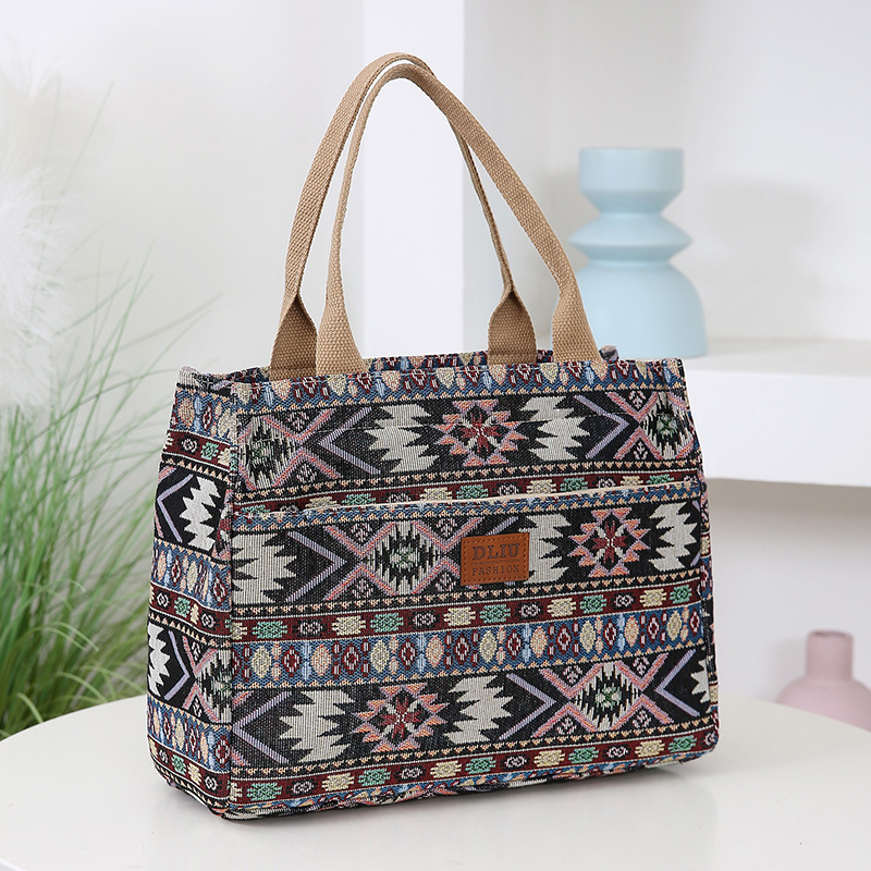 Thick Knitted Jacquard Fabric  - đánh giá và giá Travel Accessories Tech